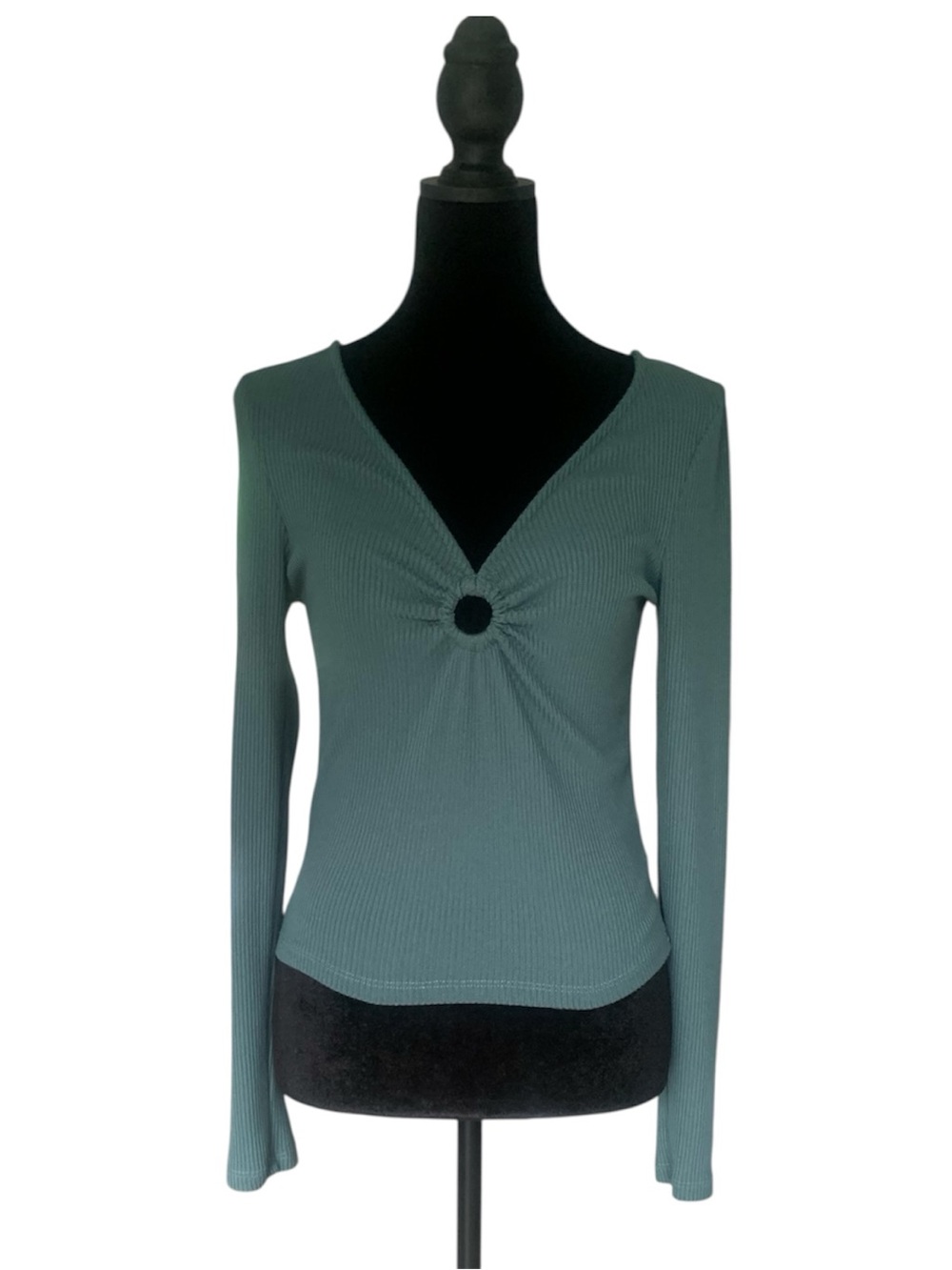 Cotton On Ribbed Long Sleeve V-Neck Top with Ring Detail-size medium